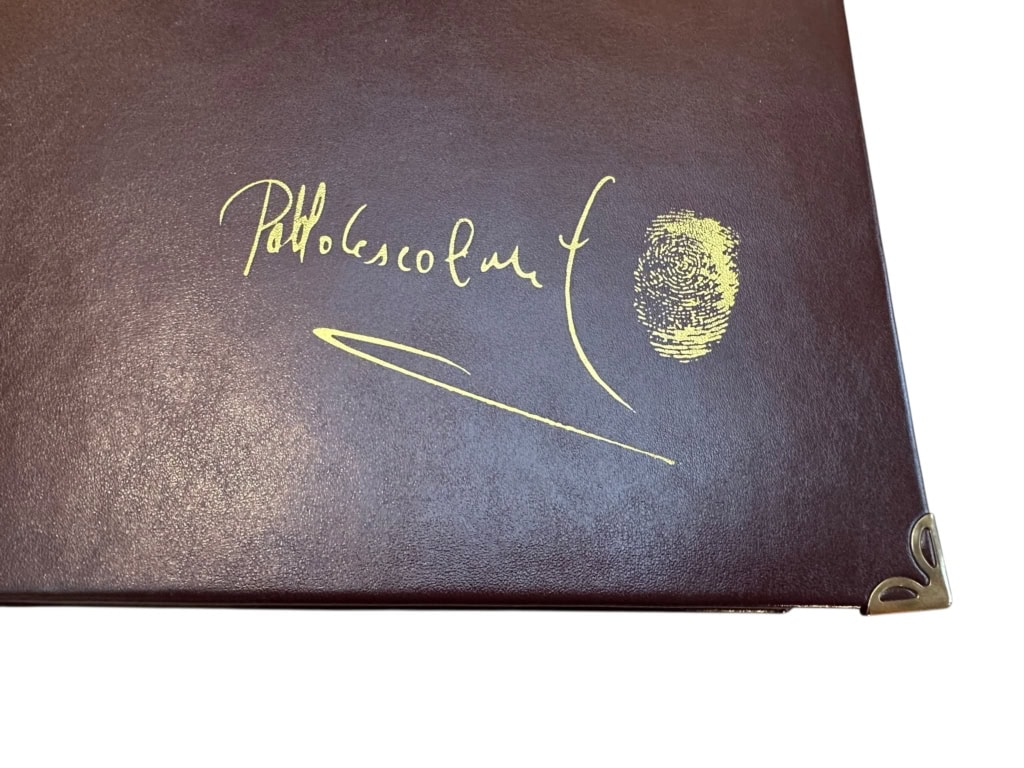 Pablo Escobar Gaviria en caricaturas first edition7