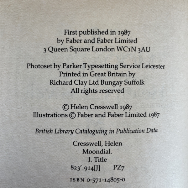 helen cresswell moondial first edition2