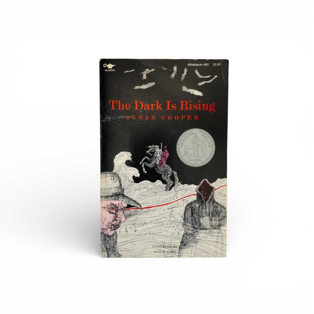 susan cooper the dark is rising first paperback1