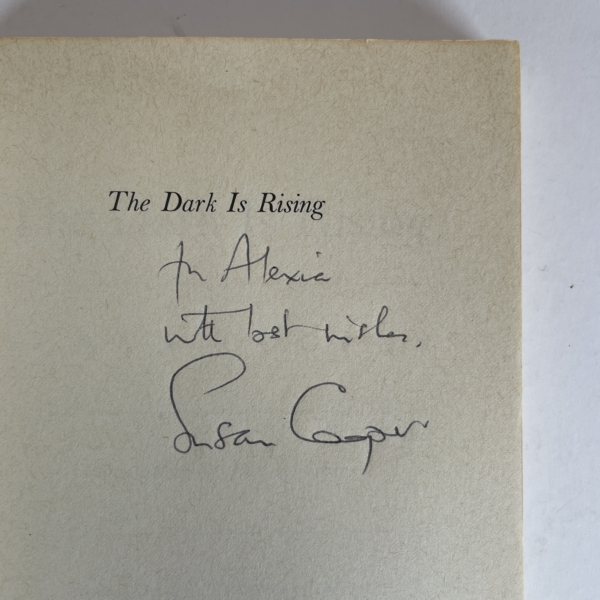 susan cooper the dark is rising first paperback2