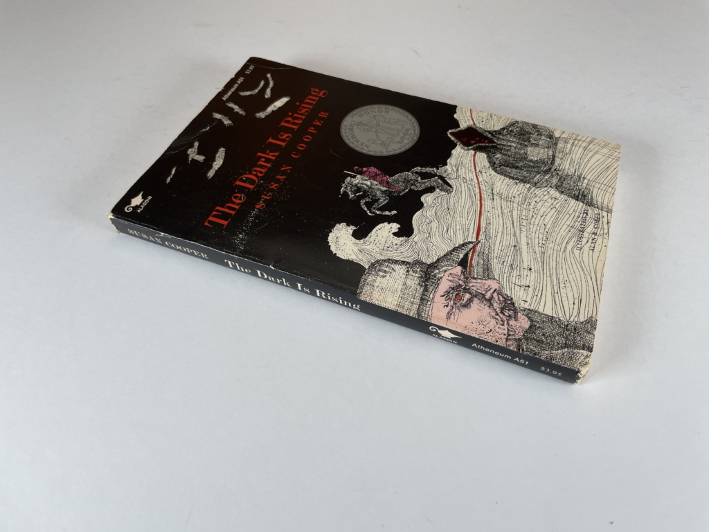 susan cooper the dark is rising first paperback4