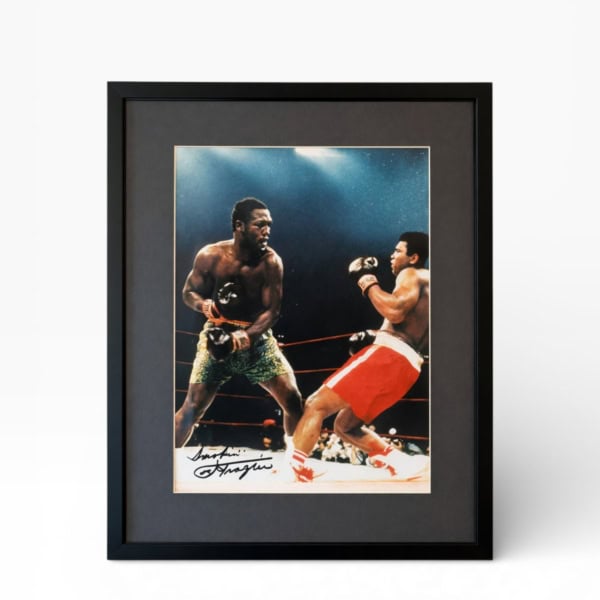 Smokin Joe Frazier - Signed photo