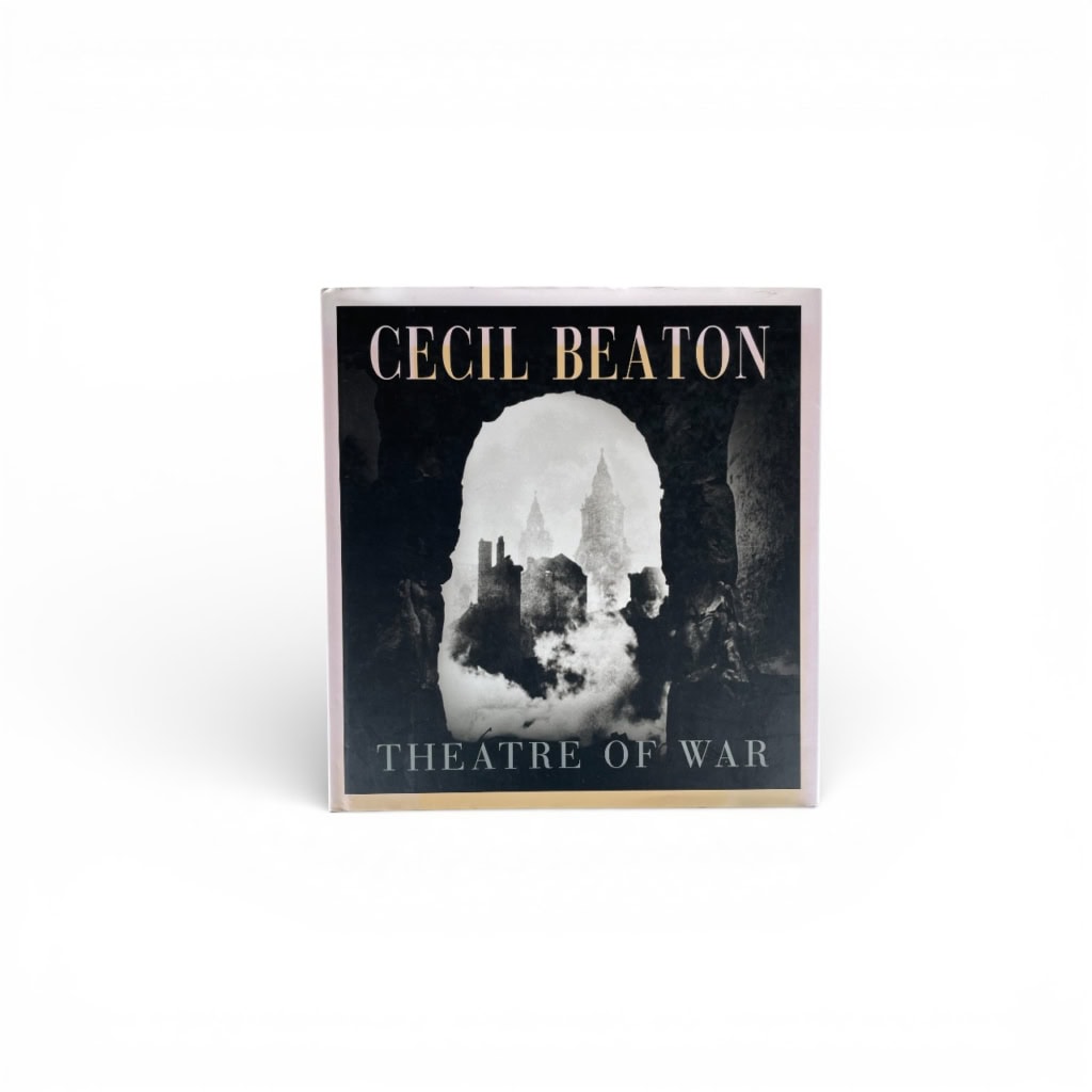 cecil beaton theatre of war first edition1