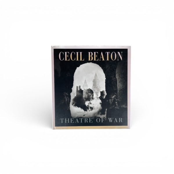 cecil beaton theatre of war first edition1