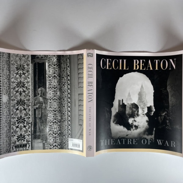 cecil beaton theatre of war first edition4