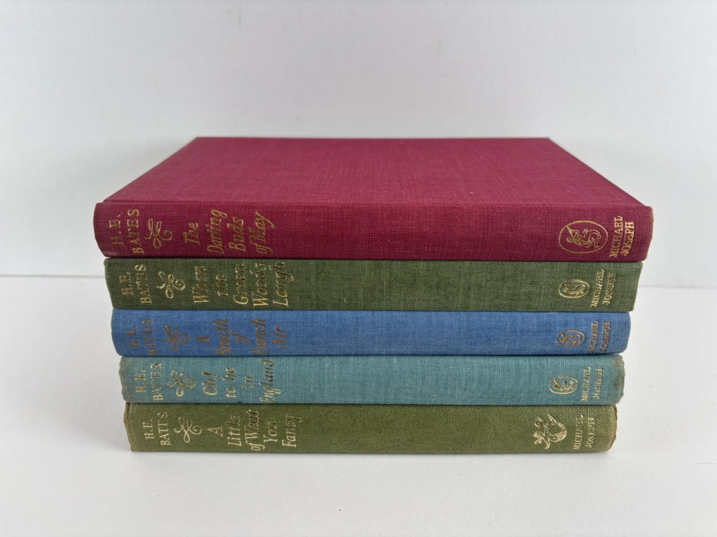 he bates set firsts3