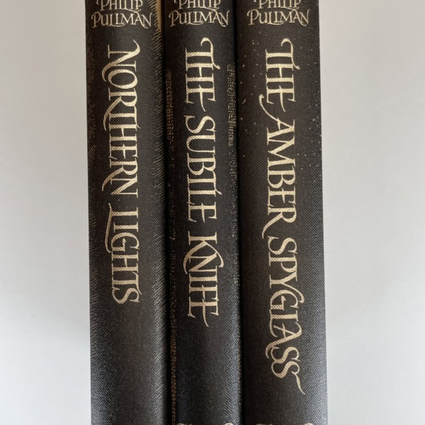 philip pullman his dark materials folio set2