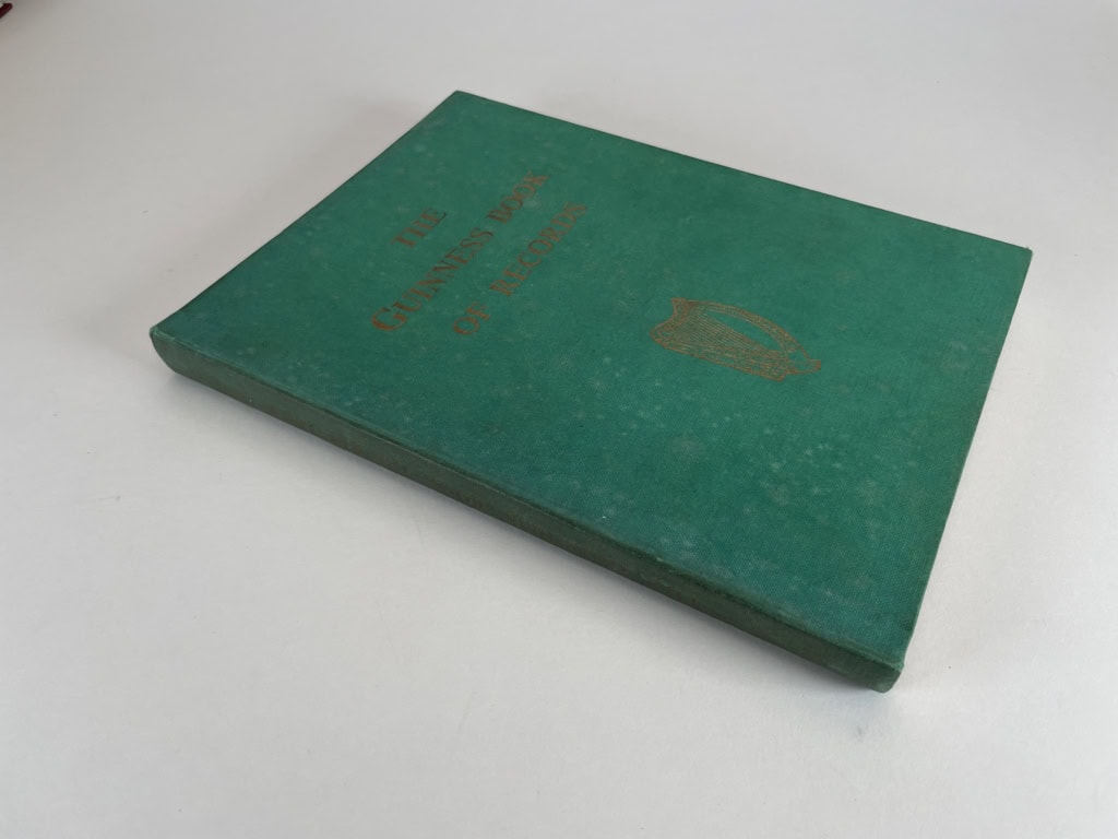 the guinness book of records first ed4
