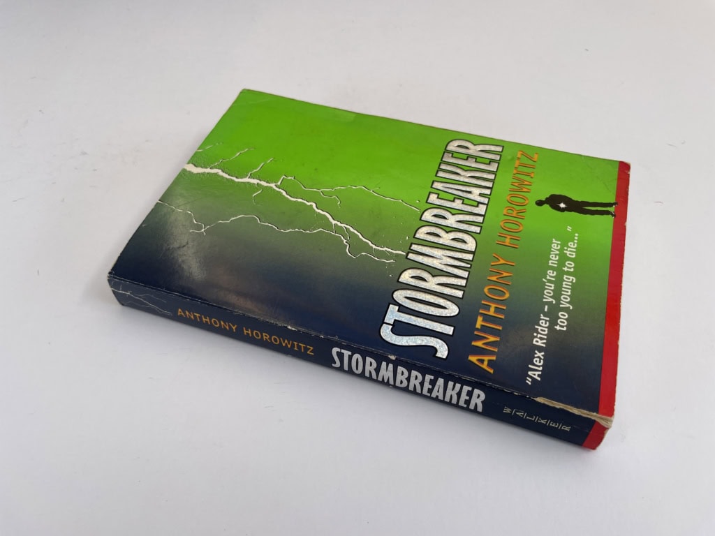 anthony horowitz stormbreaker first paperback3