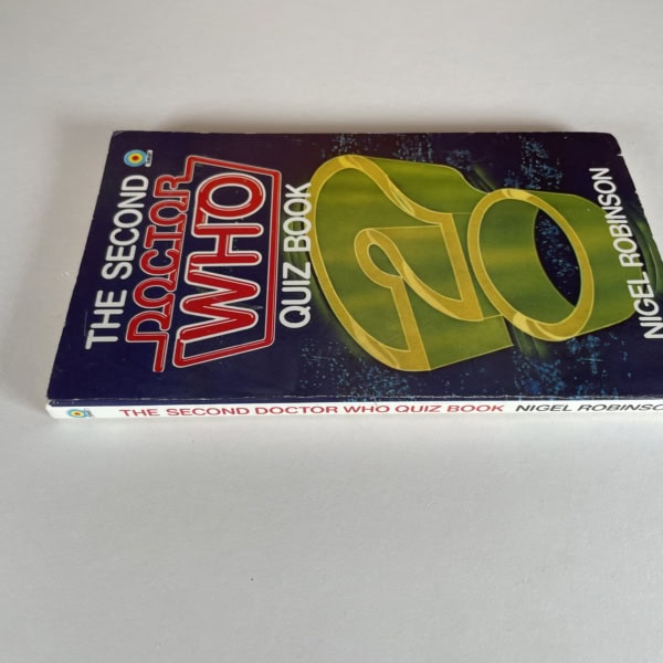 nigel robinson doctor who quiz book first3