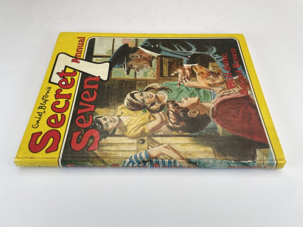enid blyton secret seven annual 3