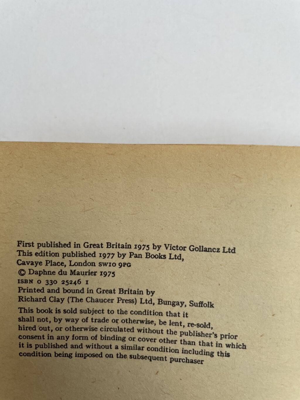 daphne du maurier golden lads first pback signed3
